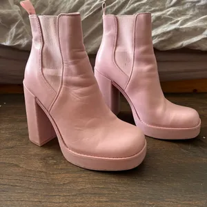 Steve Madden Pink Leather Triple platform Boots thumbnail 2
