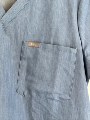 Figs Scrubs Catarina Size XL One Pocket VNeck Scrub Top Blue 1002618 PO 7715 thumbnail 2