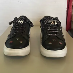 KARL LAGERFELD Kenna Leather Black Pin Logo Sneakers $130 EUC Wmn 8.5 thumbnail 5