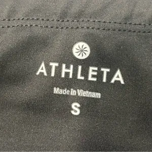 Athleta Black Chaturanga Cropped Capri Pants size Small thumbnail 7