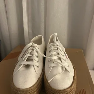 Superga White Canvas Platform Espadrilles thumbnail 3