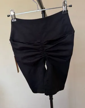SKIMS CONTOUR NYLON BIKE SHORT SIZE XS Xxs NEW thumbnail 1