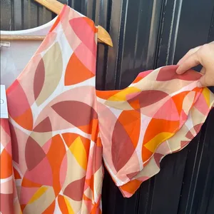 Cato Pink Orange Yellow Abstract Graphic Cold Shoulder Blouse L Large NWT Ruffle thumbnail 2
