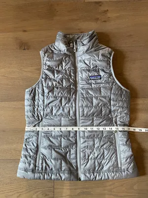 Patagonia Women’s Nano Puff Vest Size Small Gray Full Zip Insulated Puffer thumbnail 11
