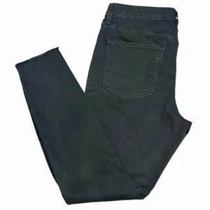 Universal Thread Women's Black Jeans Size 10 Mid Rise Skinny Distressed Raw Hem thumbnail 2