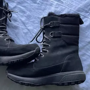 Skechers Black Suede Easy Going Ankle Boots w/ Faux Fur Women’s Size 8 - 15567 thumbnail 2