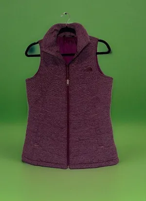 Women’s North Face Small Quilted Maroon Vest Small thumbnail 1