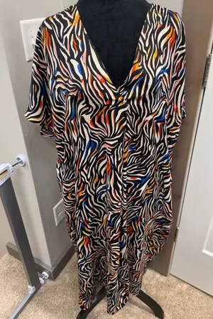 van winkle & co. Zebra Stripe V-Neck Short Dolman Sleeve Satin Midi Caftan Lg thumbnail 1