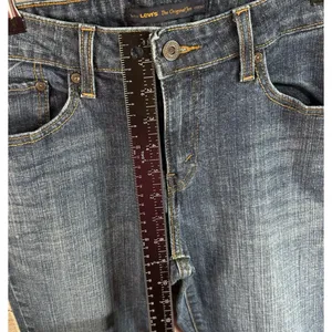 Levi’s Mid Rise Skinny Jeans Women's Size 8M Medium Wash Blue Great Condition‎ thumbnail 9