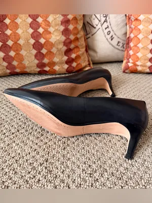 Clarks Cushion Plus Black Pointed-Toe Low Heel Pumps thumbnail 4