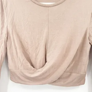 Majorelle x Revolve‎ Womens Going Out Twist Hem Lumi Long Sleeve Crop Top Size M thumbnail 3