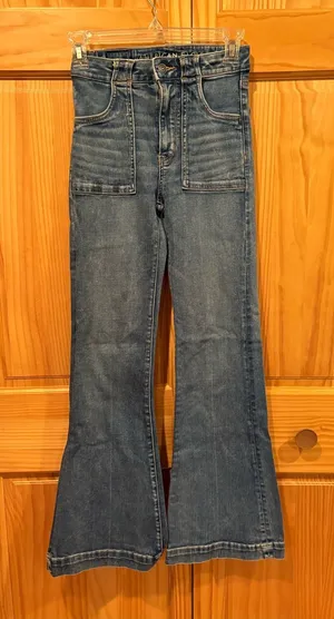 American Eagle Super High-Rise Flare Jeans juniors size 00 thumbnail 1