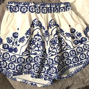 Zaful Blue Print Shorts thumbnail 1