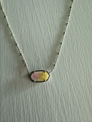 Kendra Scott Necklace thumbnail 3