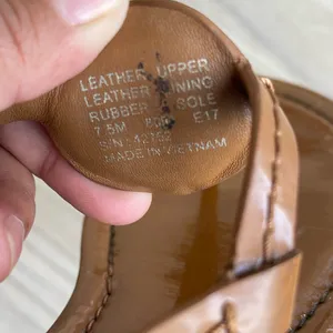 Tory Burch Tan Leather Sandals with Gold Emblem thumbnail 12