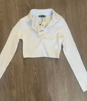Zara cropped ribbed polo thumbnail 1