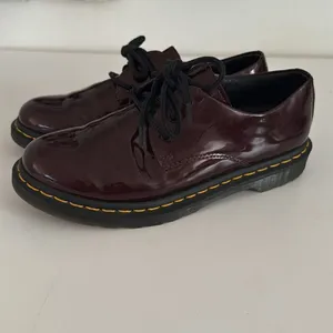 Beffon Burgundy Women's Oxfords Shoes EUC Brown Size 6.5 thumbnail 2