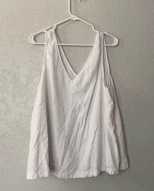 Oversized white tank top Size XL thumbnail 1