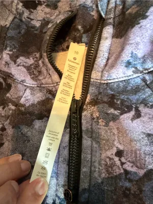 Lululemon Scuba Full Zip Hoodie Screen Camo Multi Size 10 NWOT RARE thumbnail 5