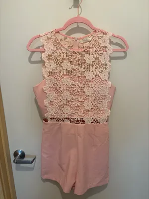 Pink lace overlay romper Size M thumbnail 2