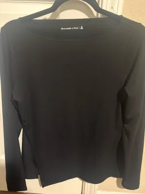 Abercrombie Black Long Sleeve thumbnail 1