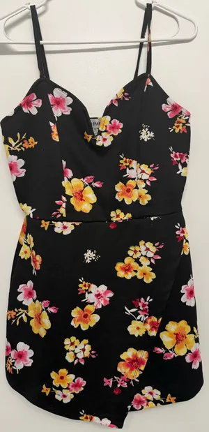 Almost Famous Mini Dress Flowers with Built-In Shorts XL thumbnail 1
