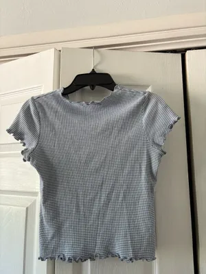 Brandy Melville Top thumbnail 2