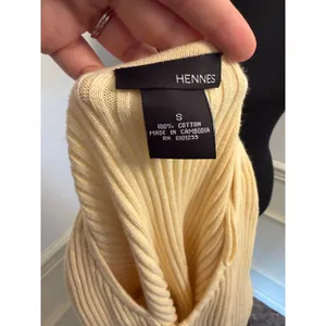 Hennes H&M Pastel Butter Yellow Ribbed Pullover V-Neck Knit Sweater Coquette thumbnail 5