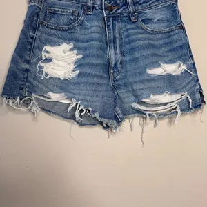 American Eagle Distressed Mom Shorts thumbnail 7