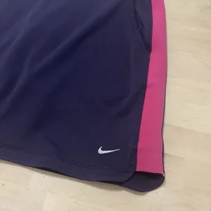 NIKE Golf Tour Performance Dri Fit Skort Skirt Sz Small Purple Pickleball Tennis thumbnail 3