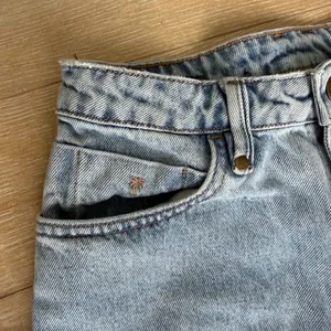Thrills “Thelma” denim cutoff shorts ♡ thumbnail 2