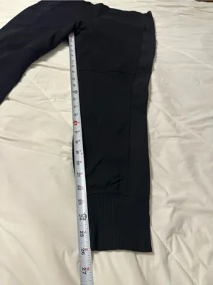 Athleta Black Excursion Hybrid Tight - Size XL - Paneled Performance Leggings thumbnail 12