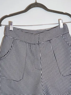 TCEC Black and White Houndstooth High Waist Shorts Size Medium thumbnail 2