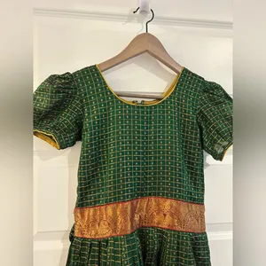 Indian Dress Partywear Green Gold Size S thumbnail 2
