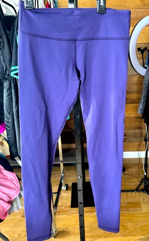 Lululemon full length size 8 purple leggings thumbnail 1
