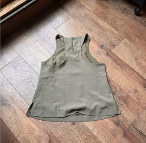 Banana Republic XS Petite Olive Green Halter Neck Blouse Sleeveless A-Line Top thumbnail 4