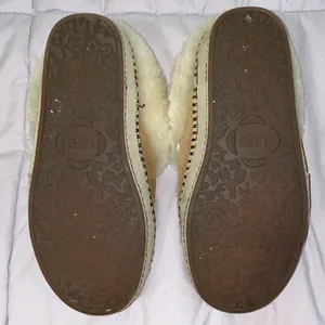 UGG brown shearling slippers thumbnail 7