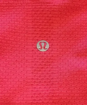Lululemon Swiftly Tech Short Sleeve Lip Gloss thumbnail 4
