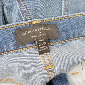 Banana Republic Wide Leg Crop Jeans thumbnail 5