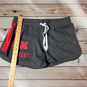 NEW Nebraska Cornhuskers Shorts‎ Womens S Gray Captivating Comfy Lounge Fleece thumbnail 6