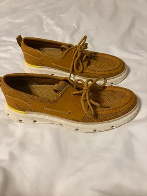 Cole Haan ZERØGRAND 360 Women’s 7.5B Brown Boat Shoes Sneakers thumbnail 3
