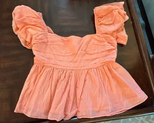 Abercrombie Top Women’s Small thumbnail 1