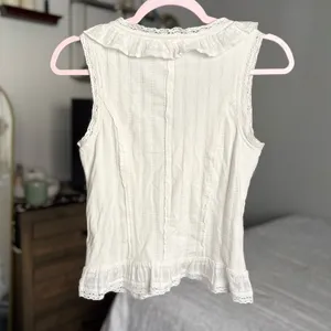 Pilcro Eyelet Ruffle Tank XS thumbnail 3