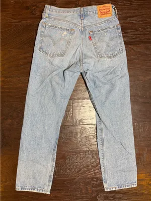 Levi’s 501 Straight Leg Distressed Light Wash Jeans High Rise Button Fly W25 L26 thumbnail 3