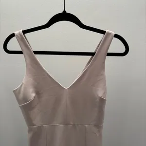 Show Me Your Mumu Neutral Beige V-Neck Trumpet Gown thumbnail 4