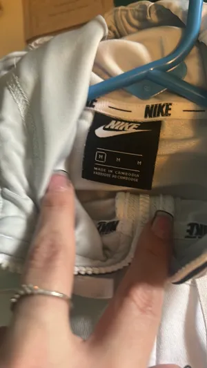 Nike Dri-Fit Quarter-Zip Pullover thumbnail 3