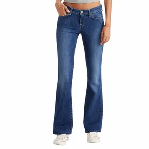 7 For All Mankind Women’s Bootcut Jeans Size 26 Medium Wash Low Rise Made in US thumbnail 11