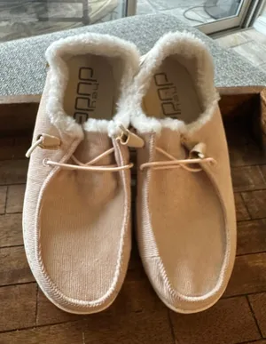 Hey Dude Wendy‎ Corduroy Peach Pink Faux Fur Lined Slip On Loafers Womens Shoes thumbnail 1