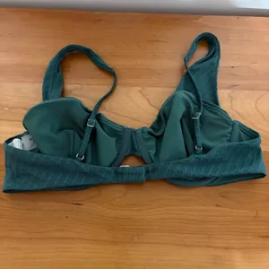 Abercrombie & Fitch Dark Green Textured Underwire Bikini Top XL Balconette thumbnail 3