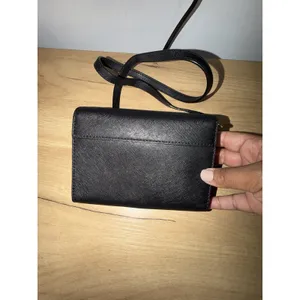 Kate Spade Black Saffiano Leather Chain Crossbody Wallet Bag Gold Hardware P thumbnail 6